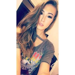 Meet your Posher, Corinne